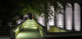 Bild: Bauhaus-Archiv bei Nacht