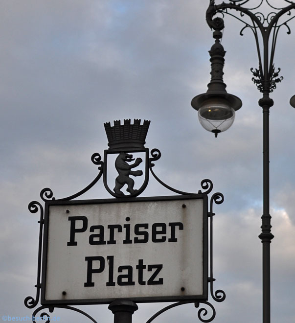 Bild: Schild Pariser Platz
