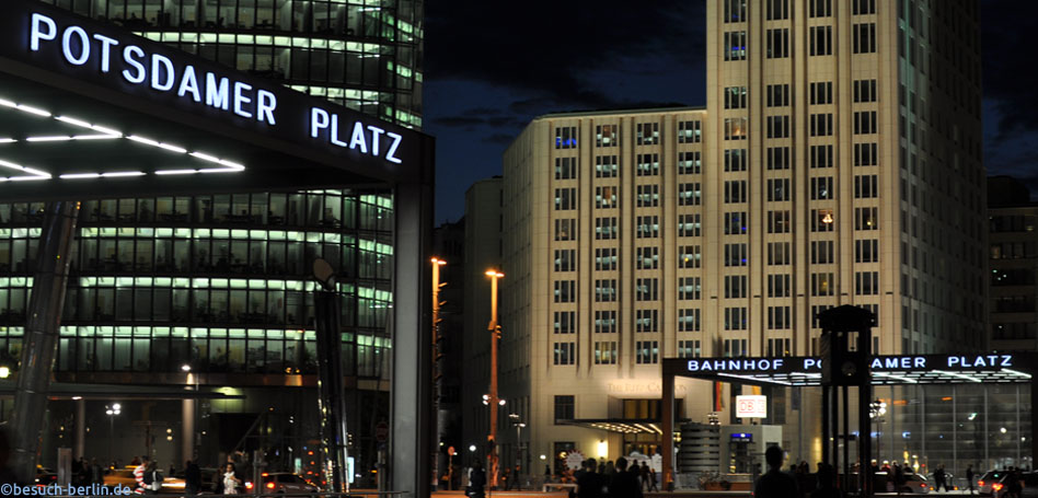 Bild: Potsdamer Platz, U-Bahnhof, Bahntower, Kohlhoff-Tower, Hochhaeuser, Beisheim Center, Nachtaufnahme