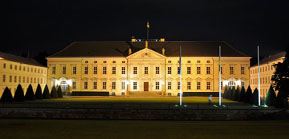 Bild: Schloss Bellevue bei Nacht, Bellevue Palace by Night