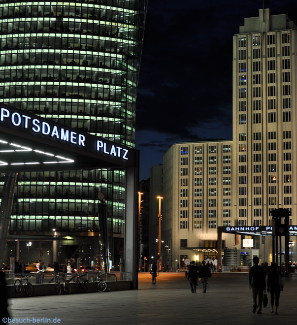 Bild: Potsdamer Platz bei Nacht